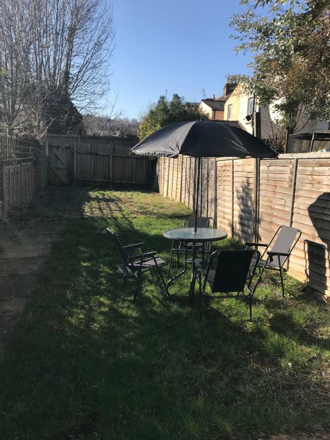 Cedar Villa - Perfect For Longer Stays Chatham  Exterior photo
